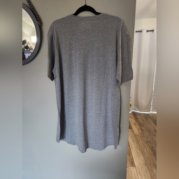 80Eighty Patch Long Body T-shirts - Lot Of 3 - Picture 4 of 5